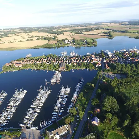 Apartamento Schleiblick Familienappartement 13 Rabenkirchen-Faulück